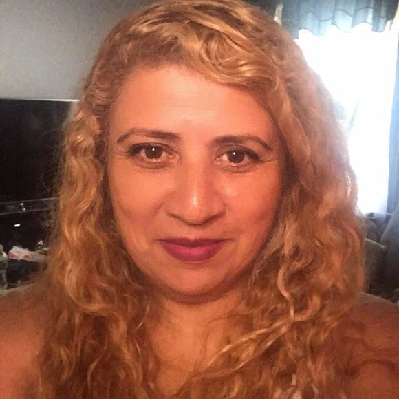 Meet your Posher, Angélica - Picture 1 of 1